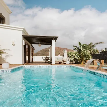 Marabu Villa *