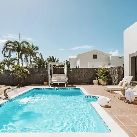 Marabu Villa *