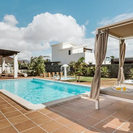 Marabu Vila Playa Blanca (Lanzarote)